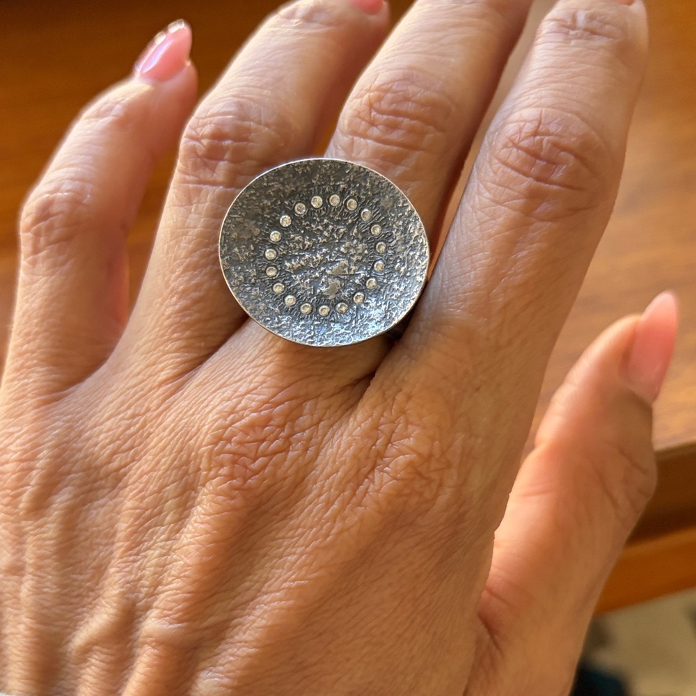 Silpada “Cosmic" disc statement ring, model R1977, Sz 7